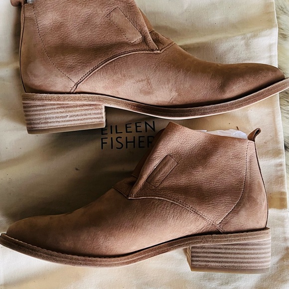 Eileen Fisher Soul-Nu bootie in wheat size 7.5 BRAND NEW - Picture 6 of 7